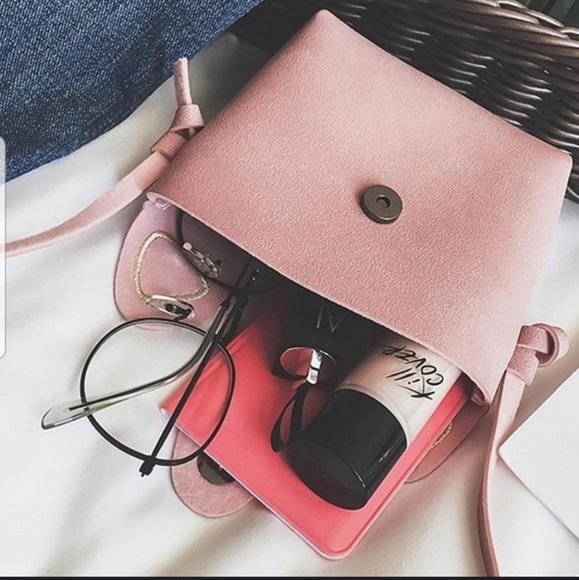 $Sold$ Kids crossbody purse - Picture 3 of 7